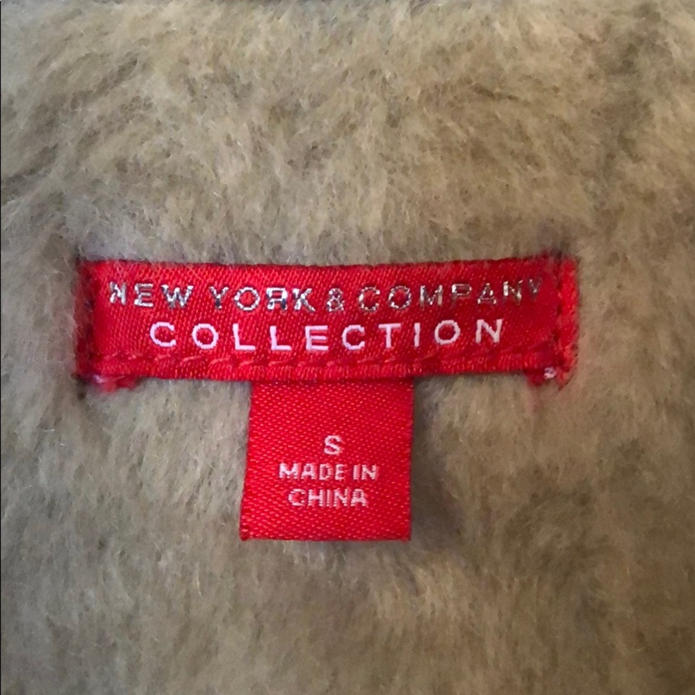 Coat - Picture 2 of 7